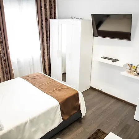Tau Design Guest house *